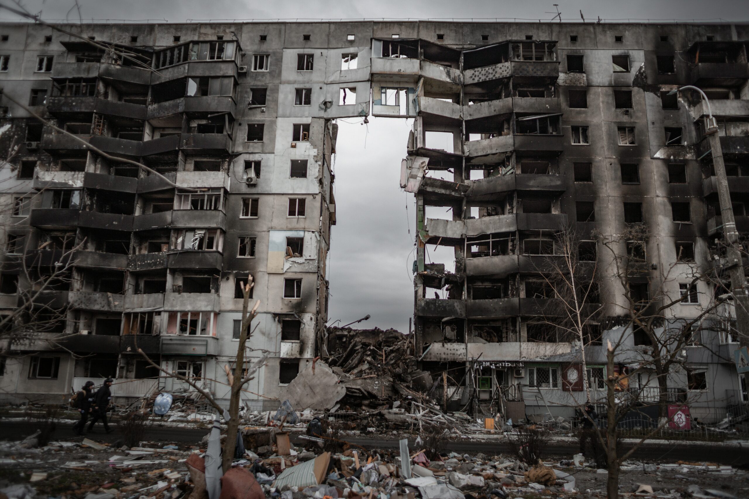 Wohnhaus, dass durch Kriegshandlungen in der Ukraine zerstört wurde